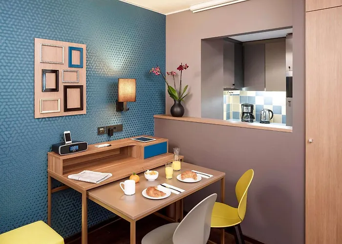 アパートホテル アダージョ シティ 4*