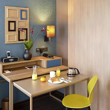 Adagio Aparthotel 4*