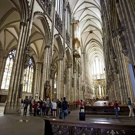 Adagio Köln