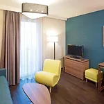 Adagio Aparthotel 4*
