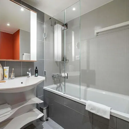 Adagio Apart-hotel 4*